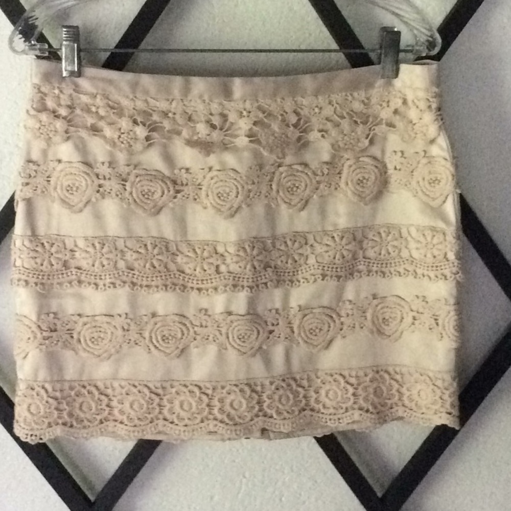 Forever 21 Skirt never worn